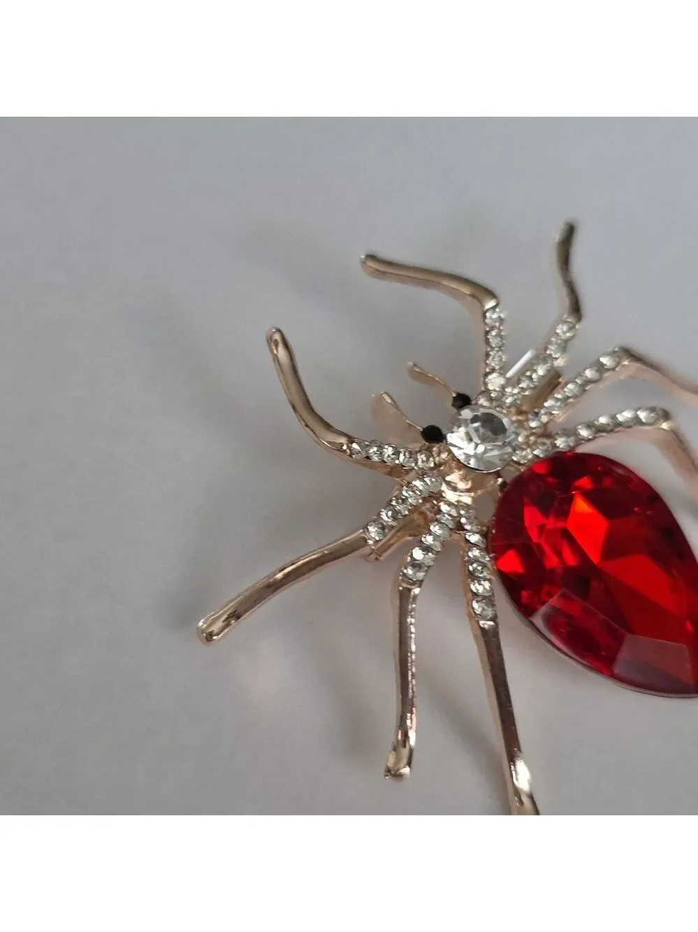 SPIDER Brooch  Simulated DIAMONDS